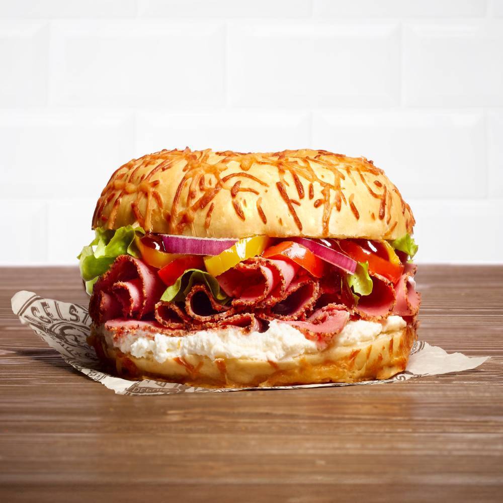 Le bagel Gab, recette au pastrami • Gamme Iconic • BAGELSTEIN • Bagels