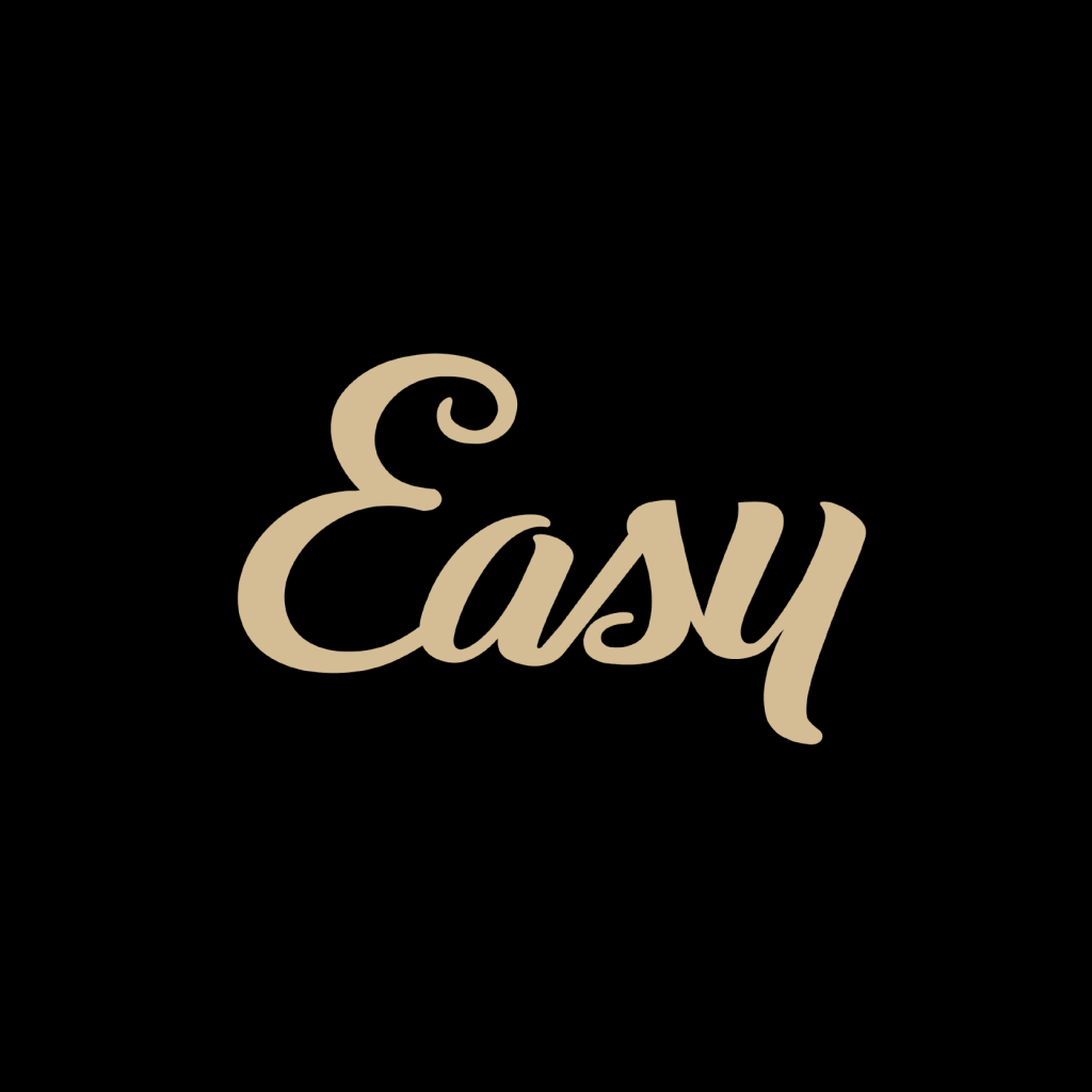 L'image présente le mot « Easy » écrit en caractères cursifs élégants, centré sur un fond noir. Le texte est d'une douce couleur beige.